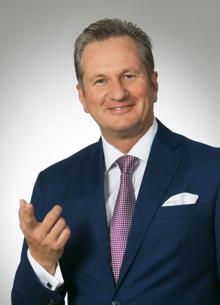 Alexander Bohwinkel Immobilien-Ökonom (VWA) & IHK geprüfter Immobilienkaufmann